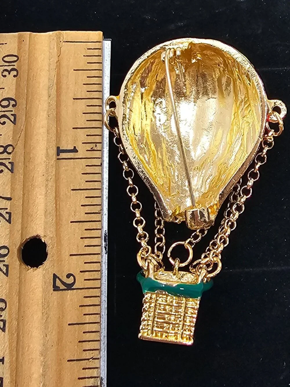 3D Hot Air Balloon Brooch Pin Gold Toned New